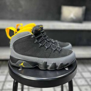 جردن 9 یونیورسیتی گلد Jordan 9 University Gold
